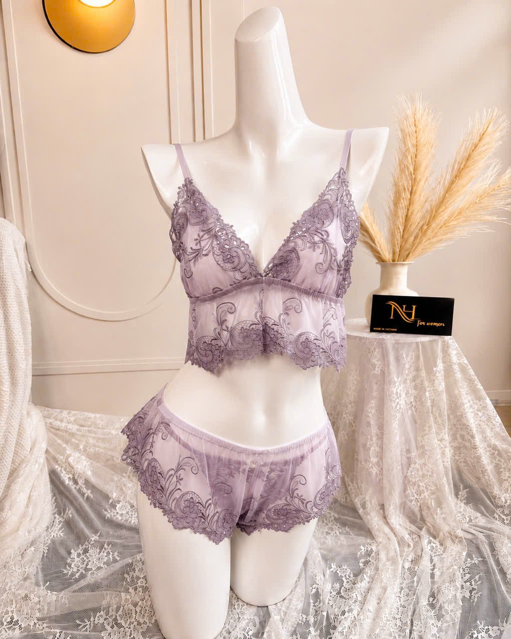 lingerie ( code L03)  size : M & L