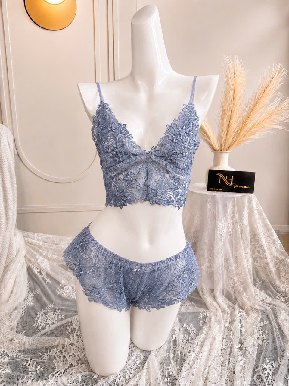 lingerie ( code L03)  size : M & L